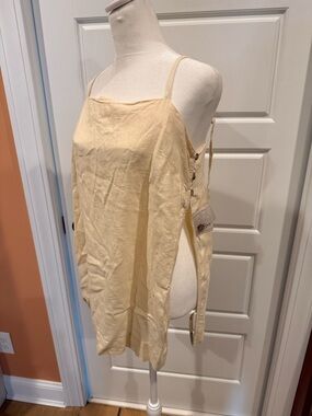 Free People NWT Smocked Cream Top